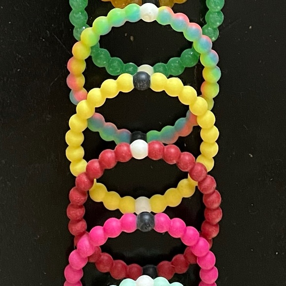Mystery Bundle of 3 different Lokai Bracelets - Picture 4 of 5